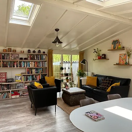 De Kleine Eekhoorn *