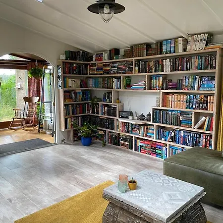 De Kleine Eekhoorn Lage Mierde